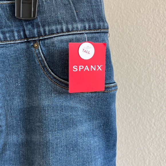 NWT SPANX | Classic Distressed Ankle Skinny Jeans in Medium Wash | Size L TALL - Picture 4 of 11